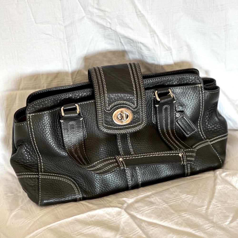 Coach purse.